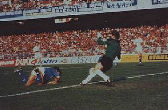 Notizie Calcio Napoli - Video accadde oggi 1 marzo 1987 il beffardo gol